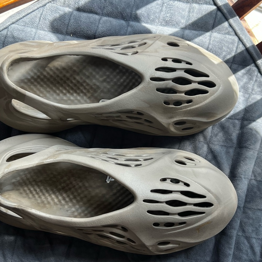 Yeezy Gray Foam Slippers